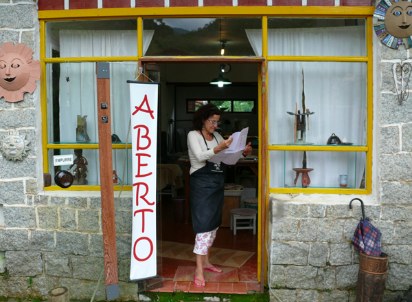 Arquivo:Evelyn- ceramica.png